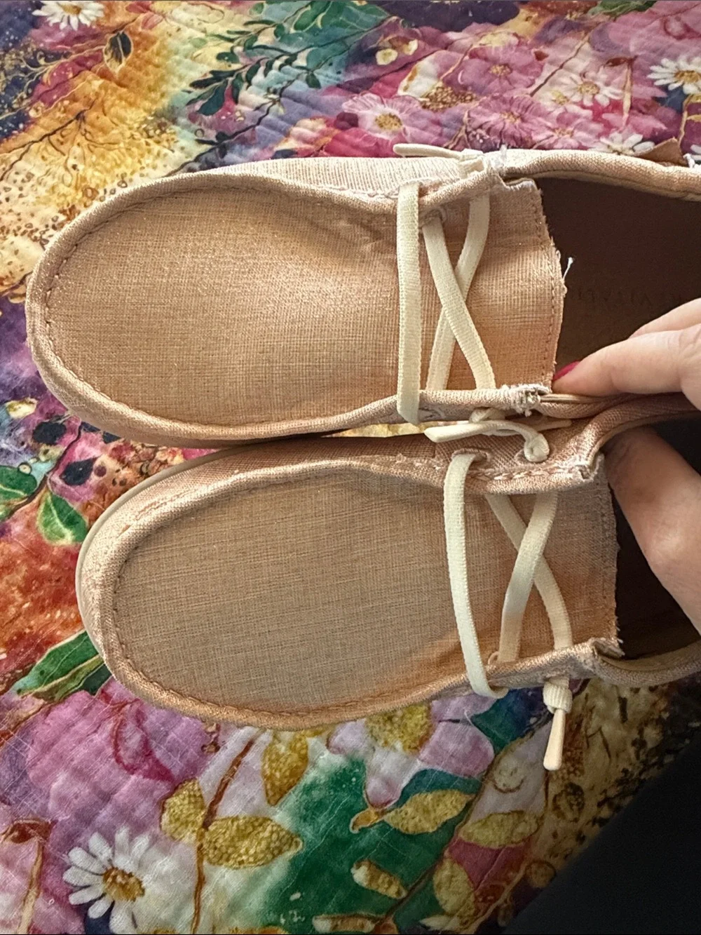 Revitalign Casual Canvas Slip-On Sneakers in sparkly Light Peach